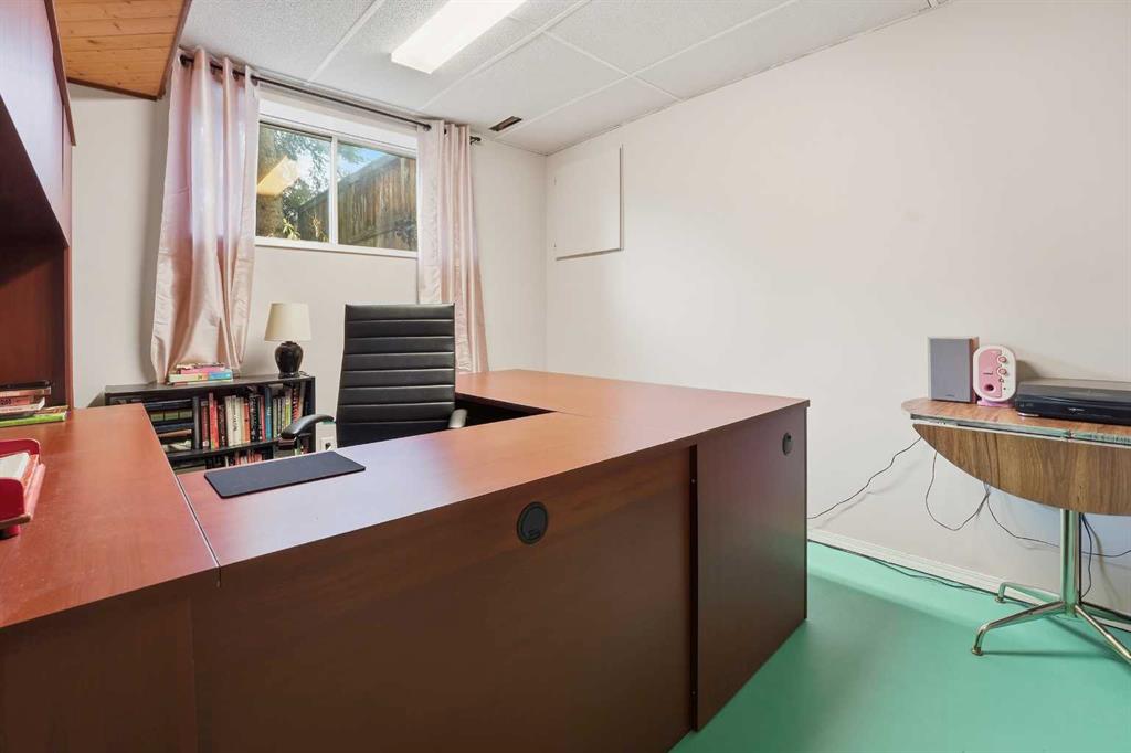 Picture for 62 McLevin Crescent  https://www.cirrealty.ca/reb/cara/5/A2266965_18.jpg