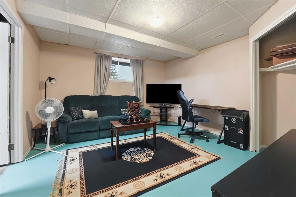 Picture for 62 McLevin Crescent  https://www.cirrealty.ca/reb/cara/5/A2266965_20.jpg