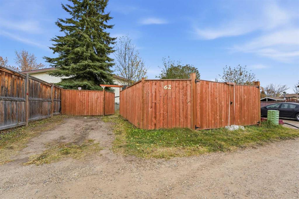 Picture for 62 McLevin Crescent  https://www.cirrealty.ca/reb/cara/5/A2266965_27.jpg