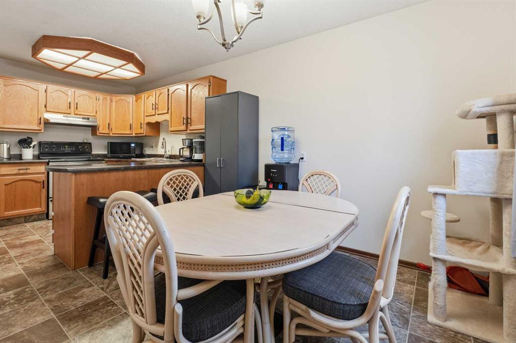 Picture for 62 McLevin Crescent  https://www.cirrealty.ca/reb/cara/5/A2266965_7.jpg