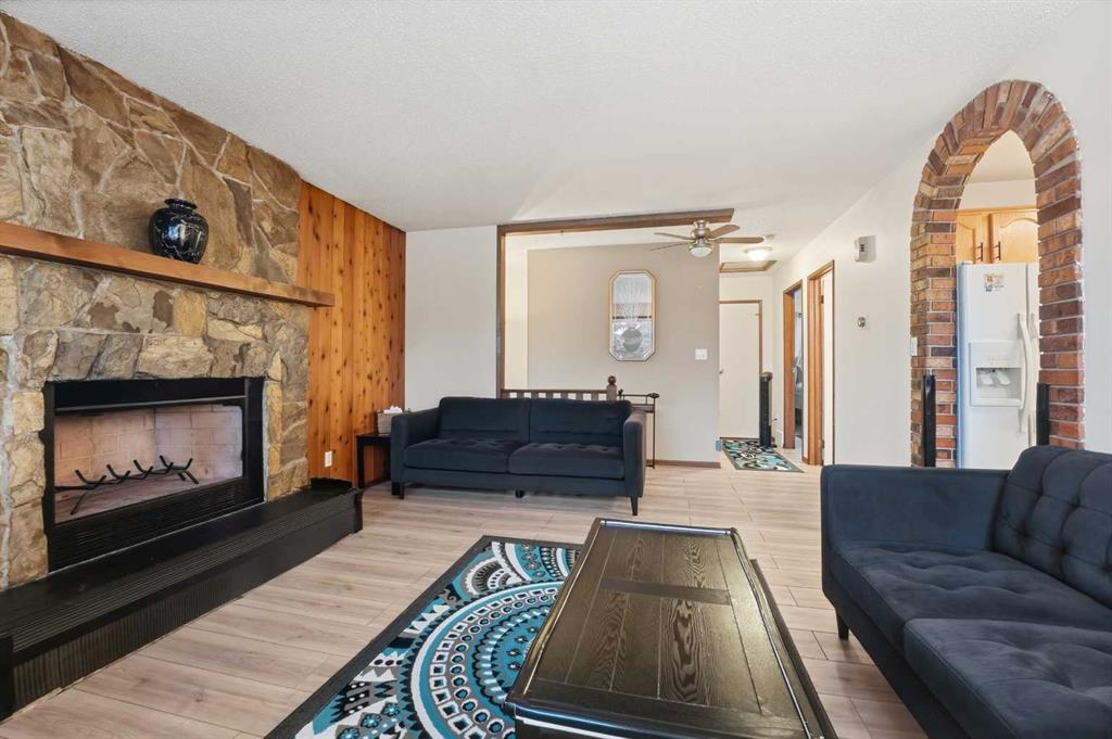 Picture for 62 McLevin Crescent  https://www.cirrealty.ca/reb/cara/5/A2266965_9.jpg