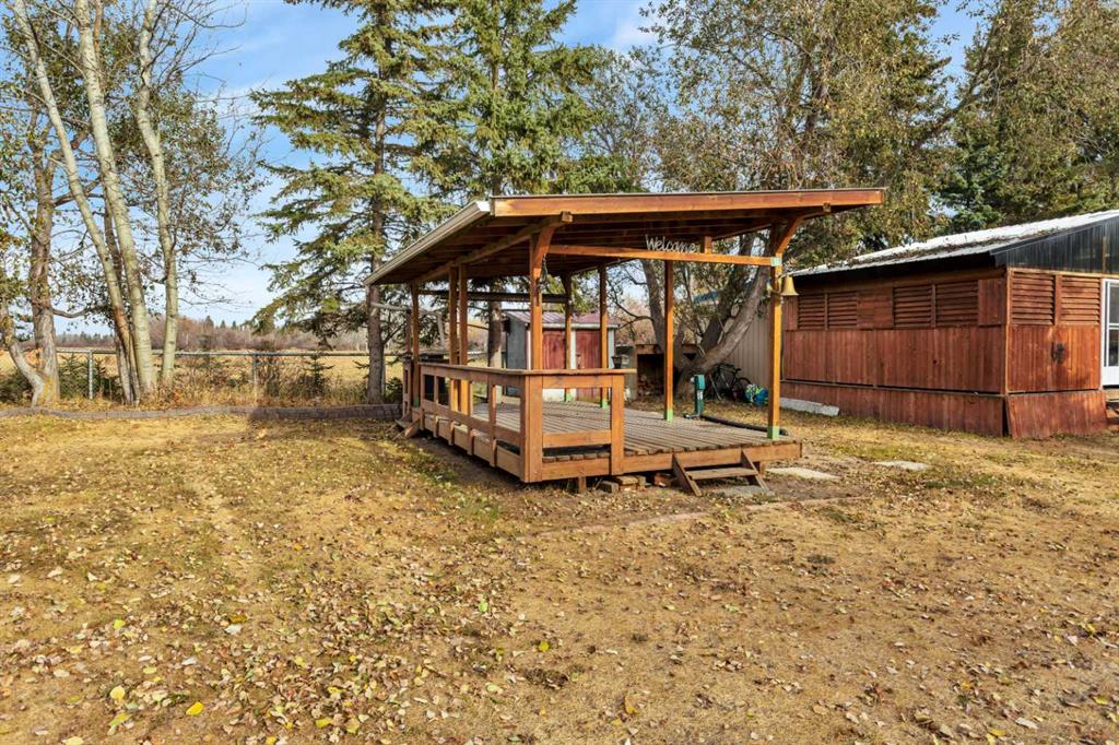 Picture for 16, 12040 Township Road 422  
