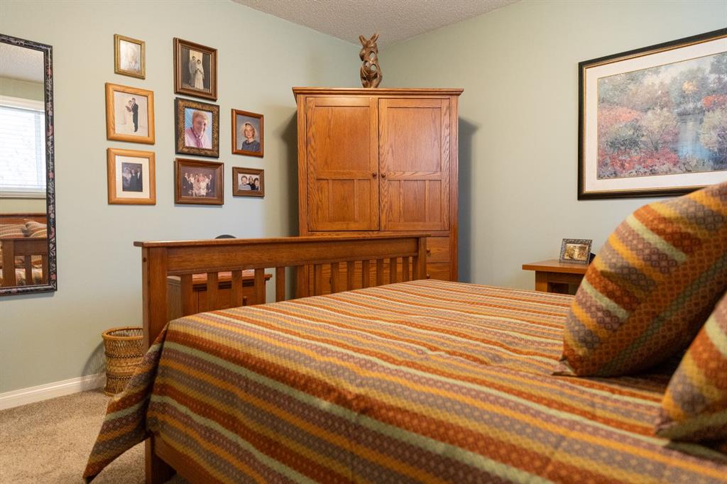 Picture for 40 Fern Road  https://www.cirrealty.ca/reb/cara/5/A2267055_14.jpg