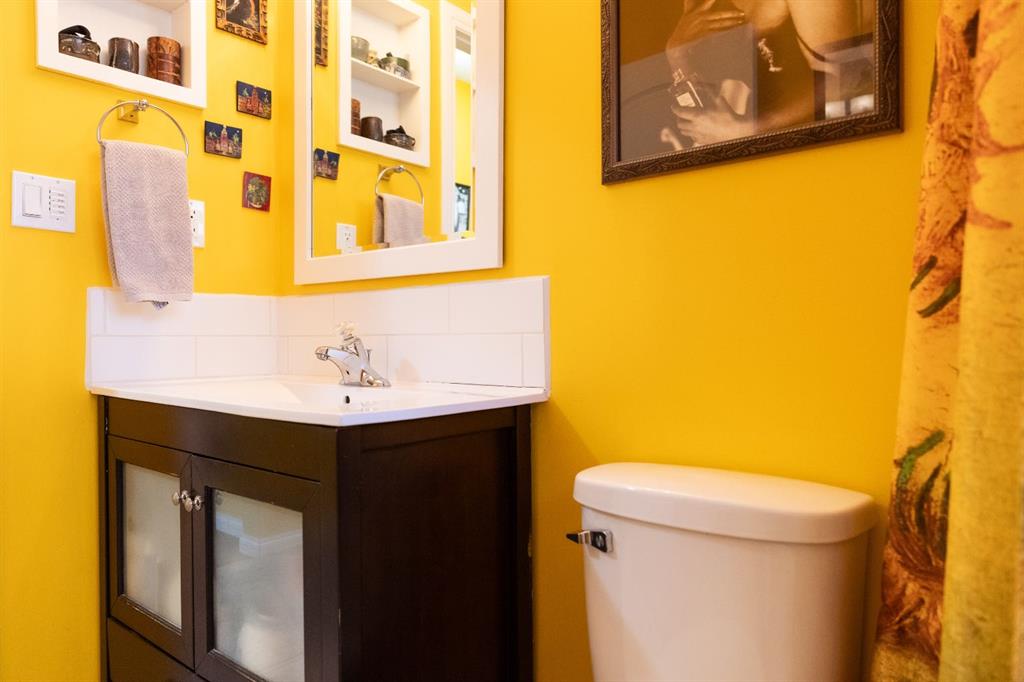 Picture for 40 Fern Road  https://www.cirrealty.ca/reb/cara/5/A2267055_18.jpg