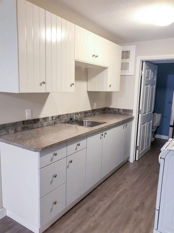 Picture for 40 Fern Road  https://www.cirrealty.ca/reb/cara/5/A2267055_30.jpg