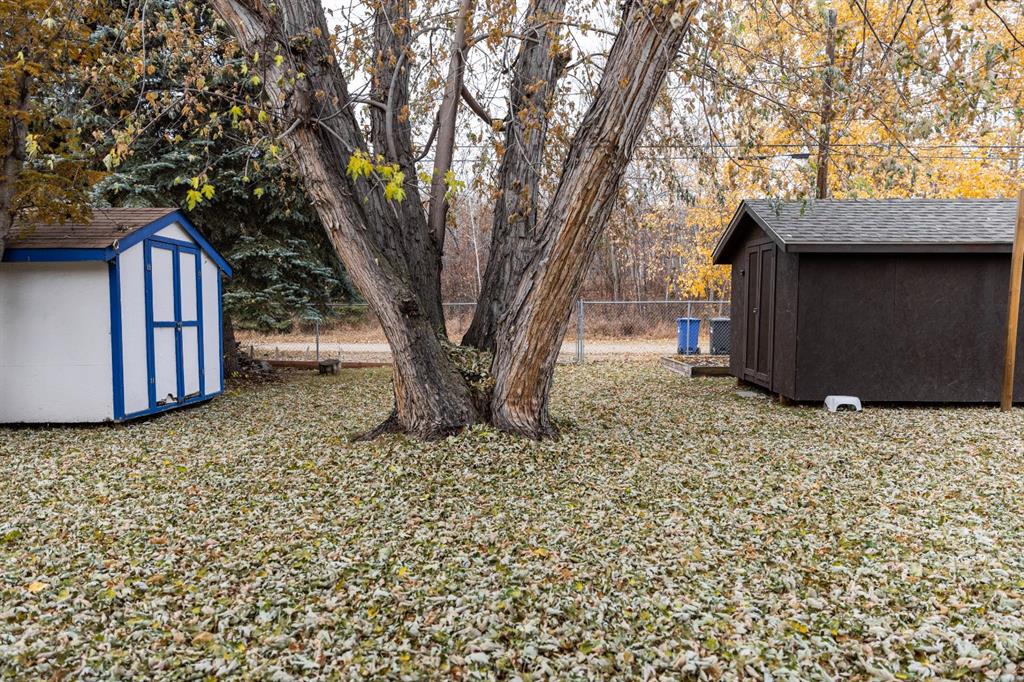 Picture for 40 Fern Road  https://www.cirrealty.ca/reb/cara/5/A2267055_35.jpg