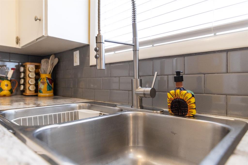 Picture for 40 Fern Road 