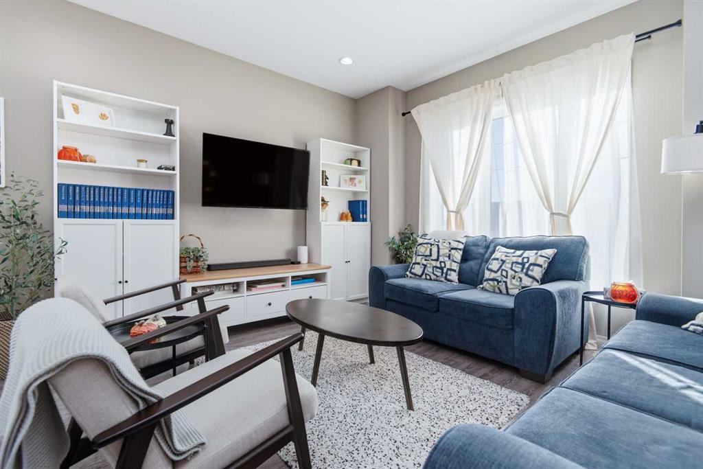 Picture for 53 Adina Close 