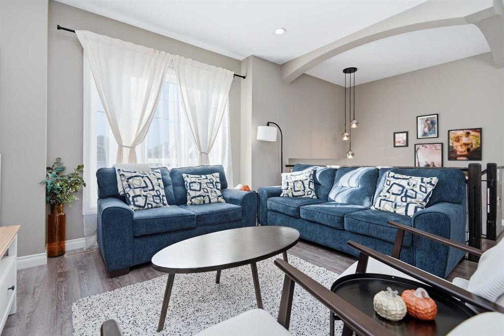 Picture for 53 Adina Close 