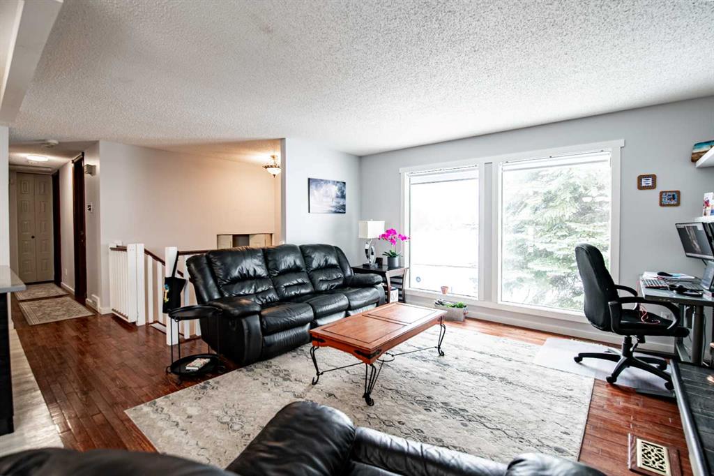 Picture for 16 Best Crescent 