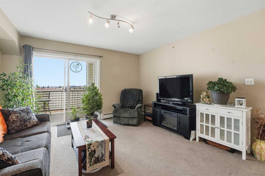 Picture for 403, 3 Broadway Rise 