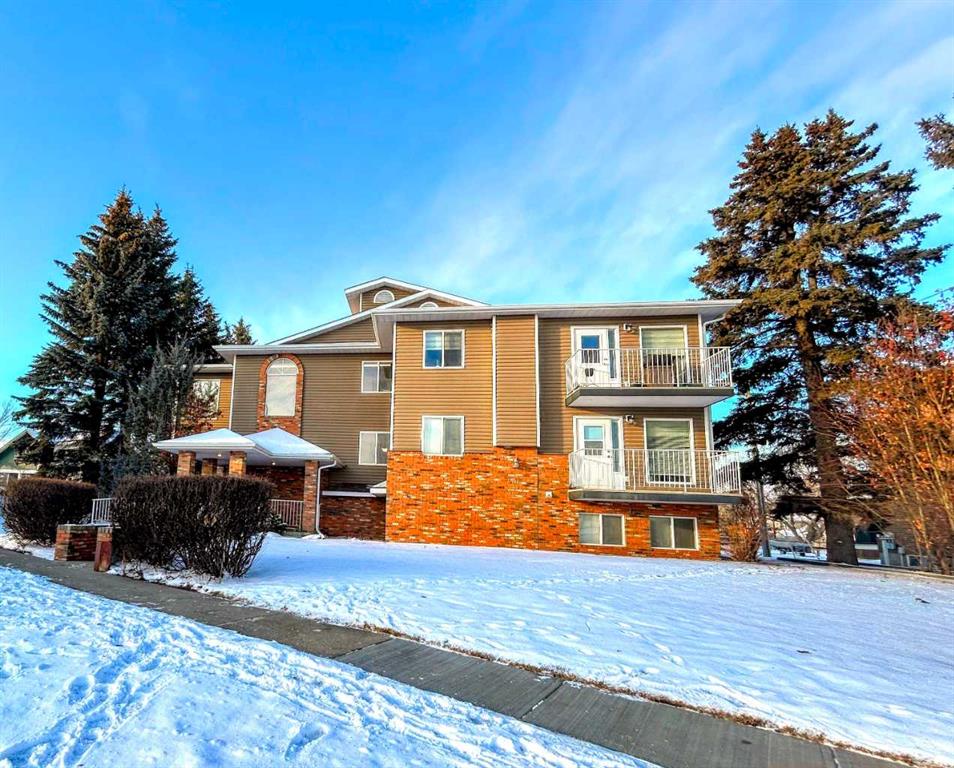 Picture for 301, 5414 53 Street 