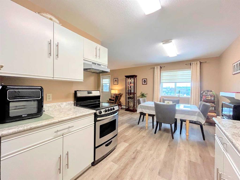 Picture for 301, 5414 53 Street 