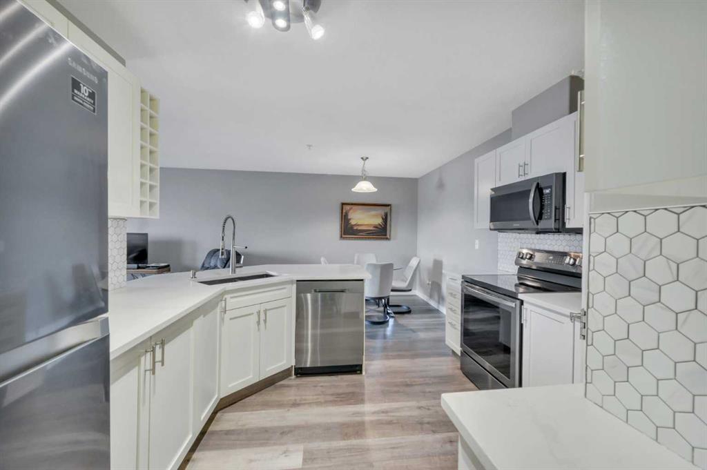 Picture for 311, 3730 50 Avenue 