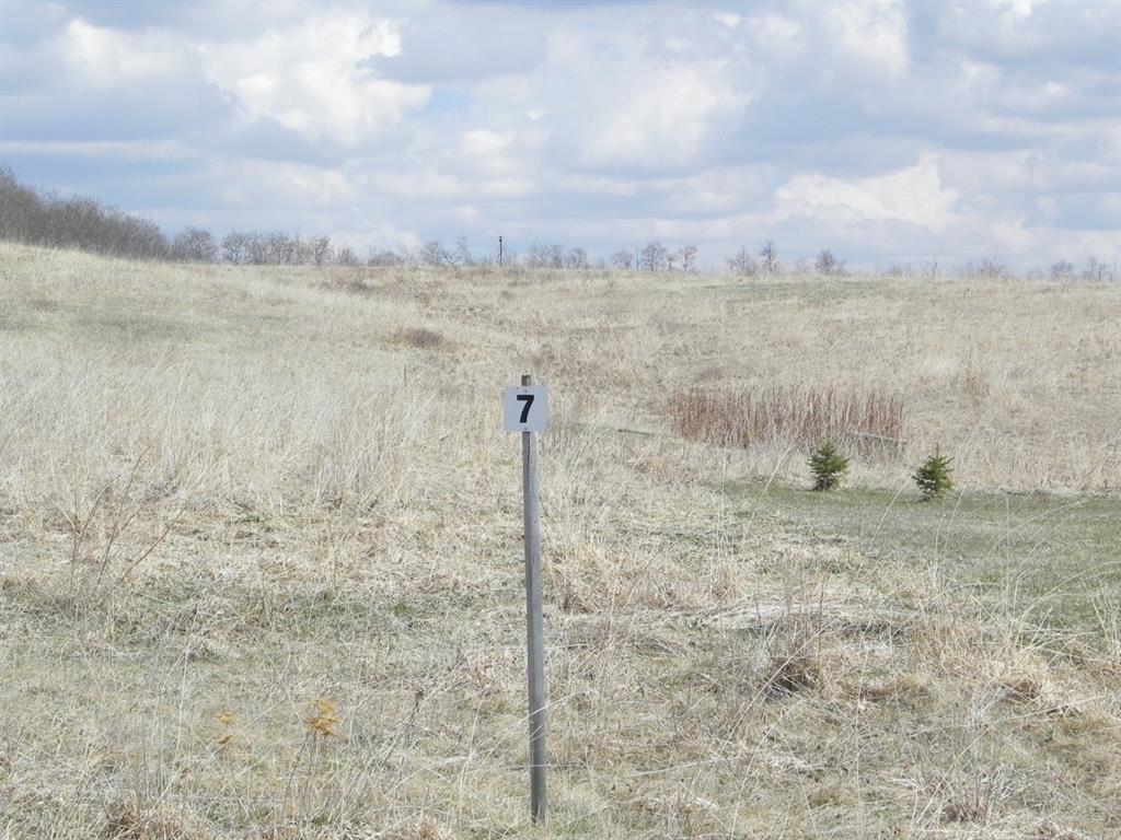 Picture for 7, 420069 Range Road 284  