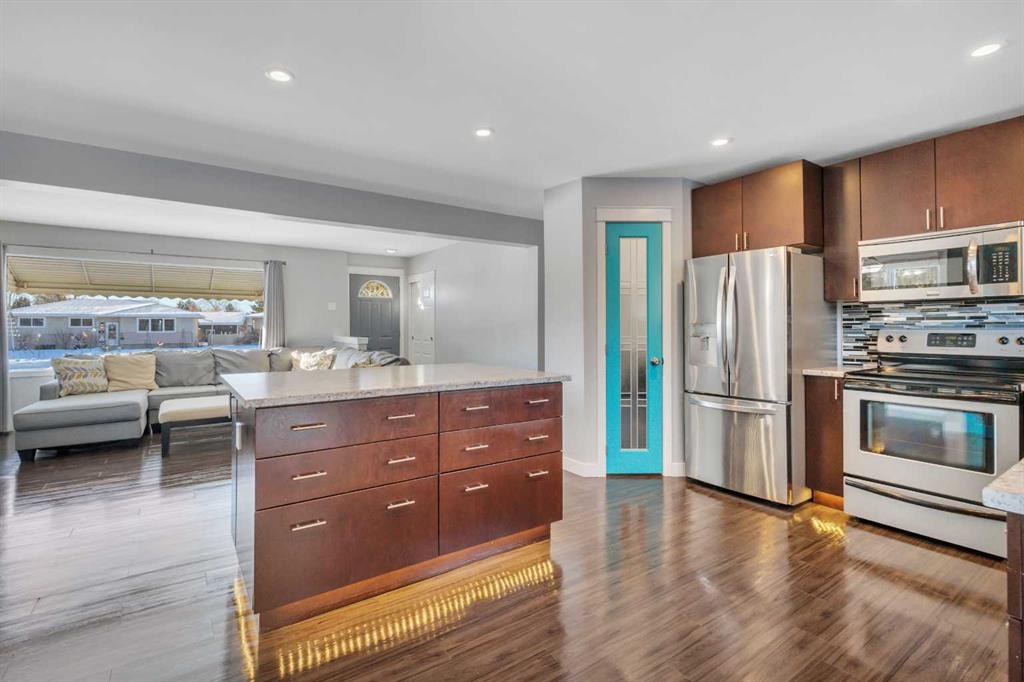 Picture for 30 Oreston Close 