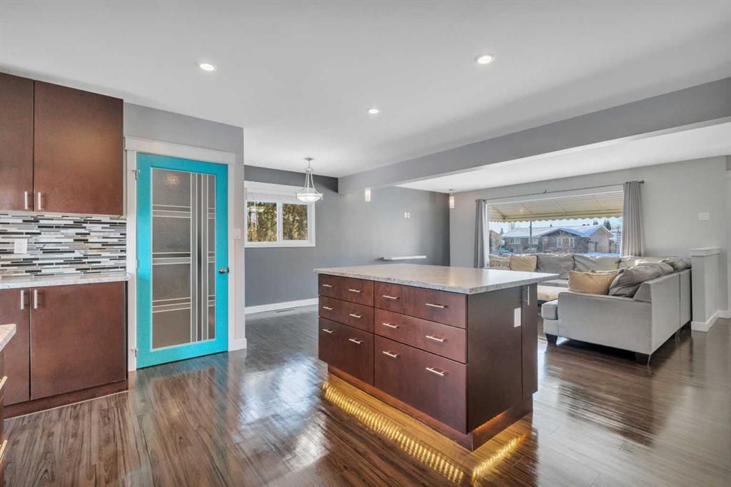 Picture for 30 Oreston Close 