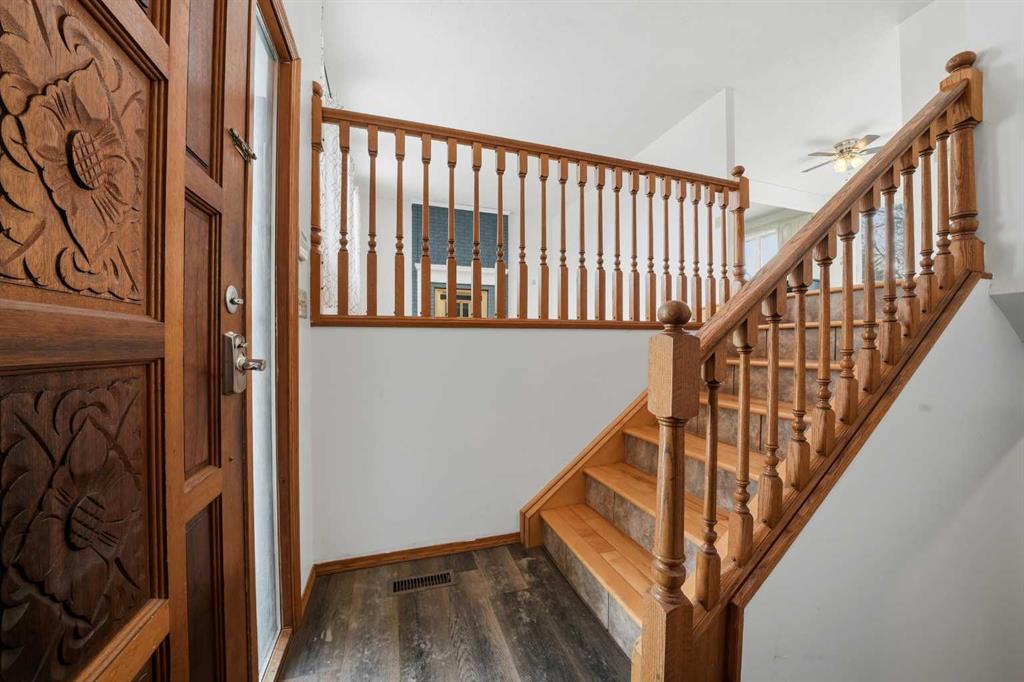 Picture for 32 Huget Crescent 