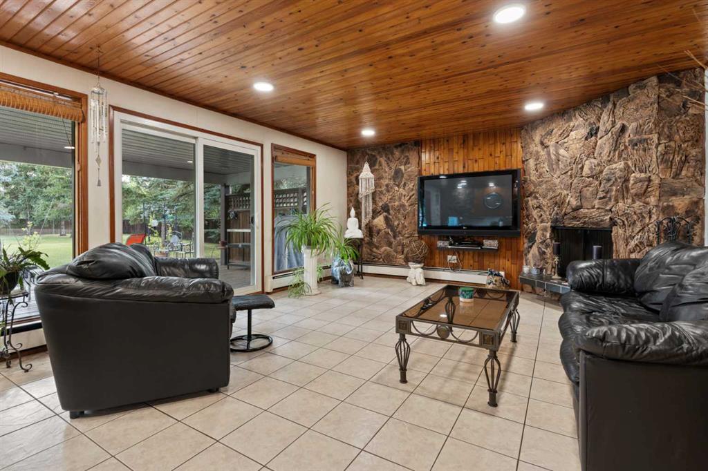 Picture for 3810 64 Street 