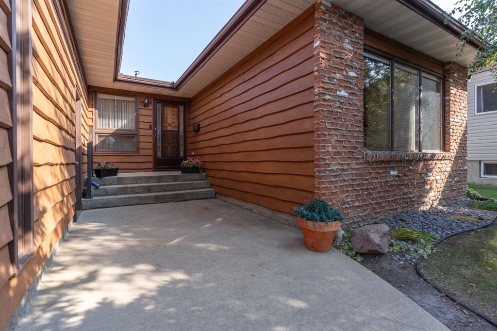 Picture for 4305 74 Street 