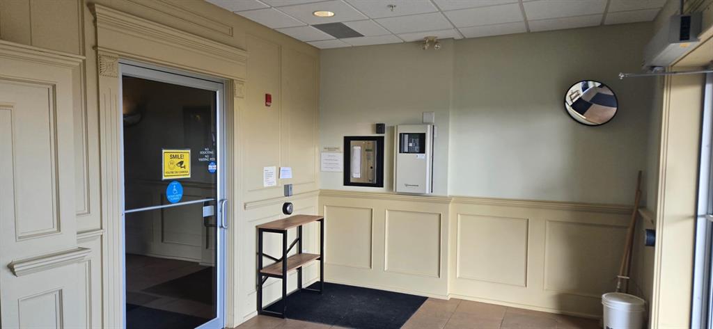 Picture for 405, 4425 HERITAGE Way 