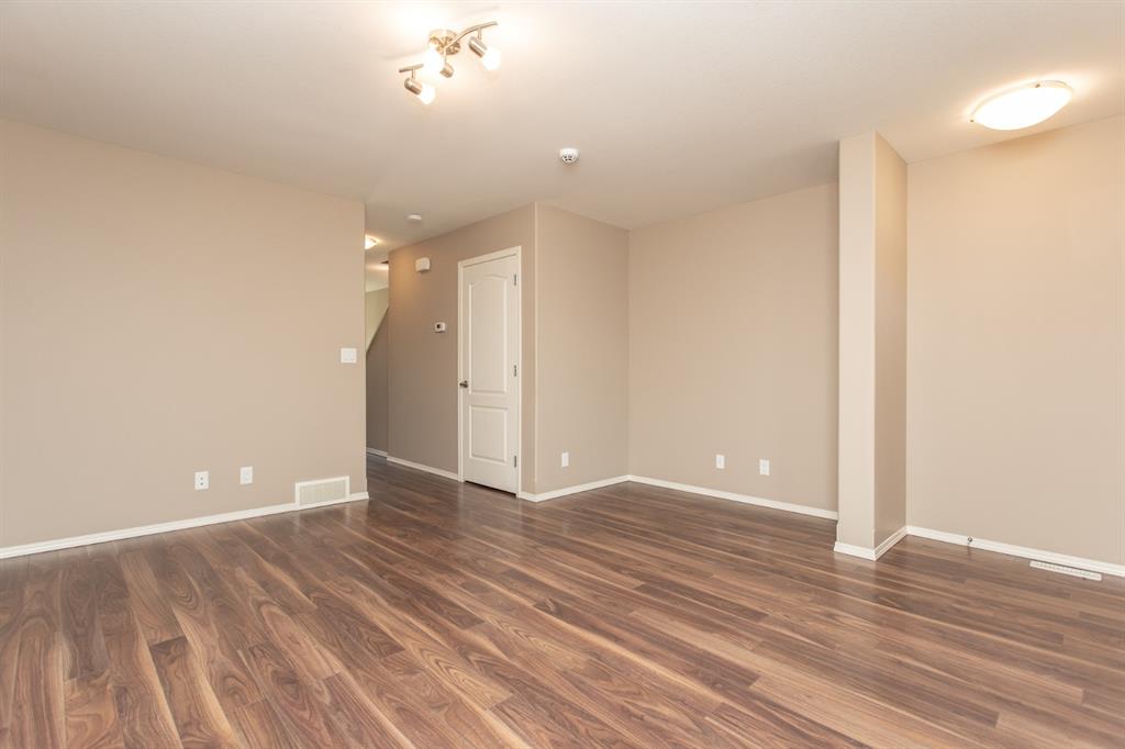 Picture for 1104, 30 Carleton Avenue 