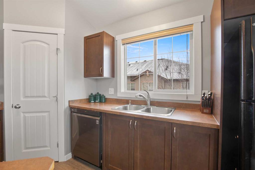 Picture for 924, 31 Jamieson Avenue 