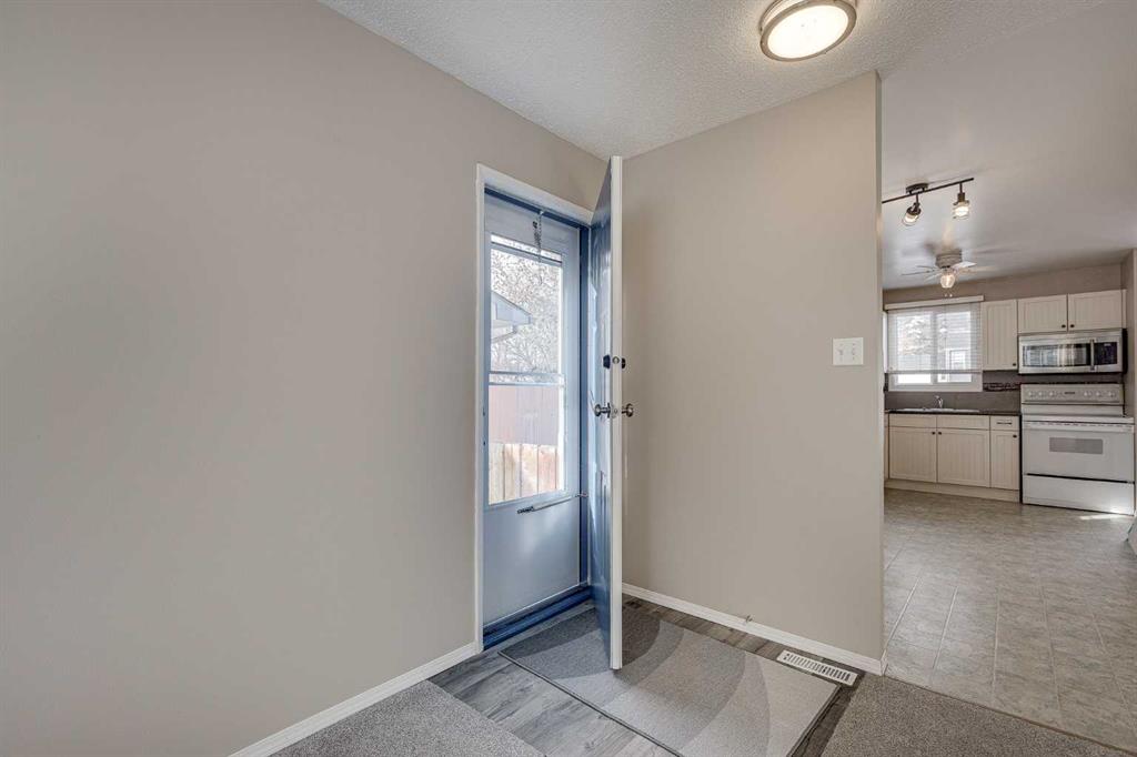 Picture for 5910 53 Avenue 