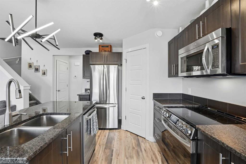 Picture for 14 Van Slyke Way 