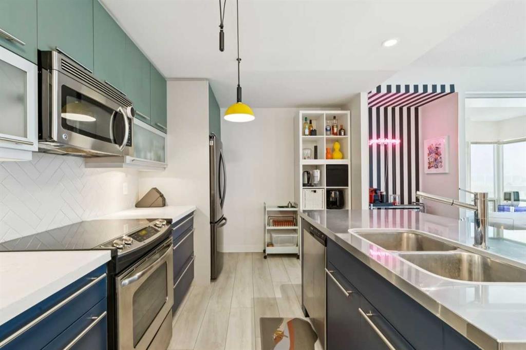 Picture for 1401, 215 13 Avenue SW