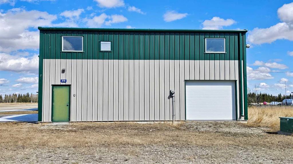 Picture for 215, 32463 Range Road 55  