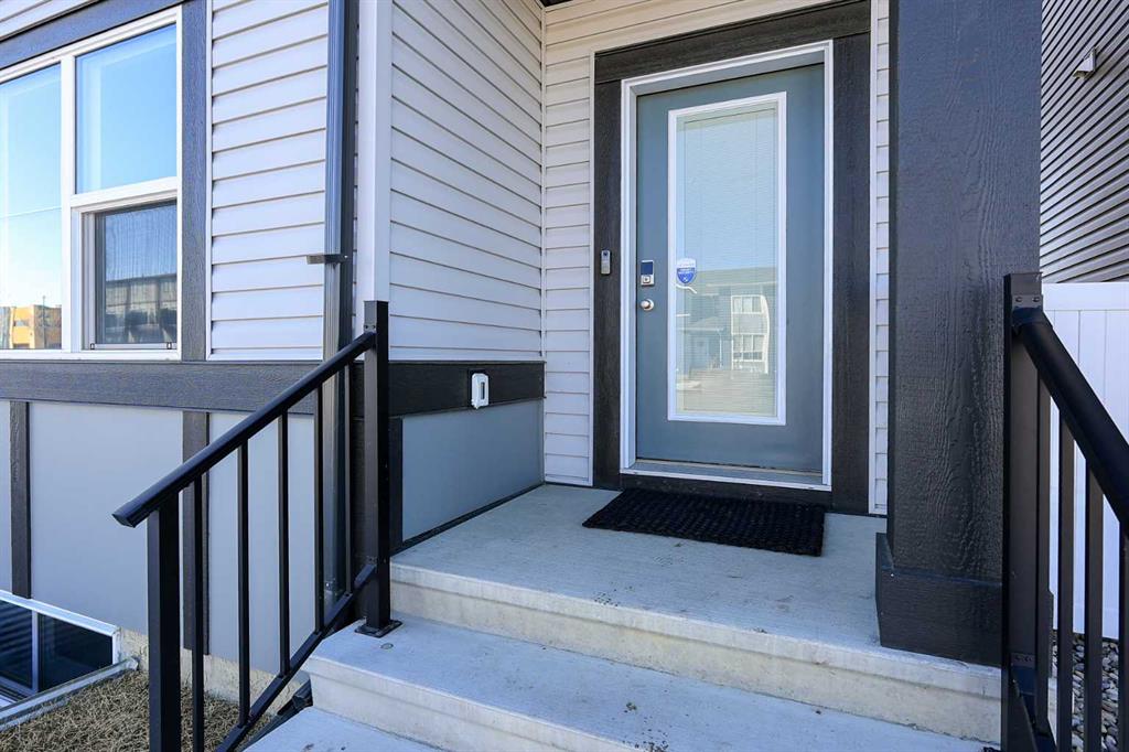 Picture for 25 Lake Street 