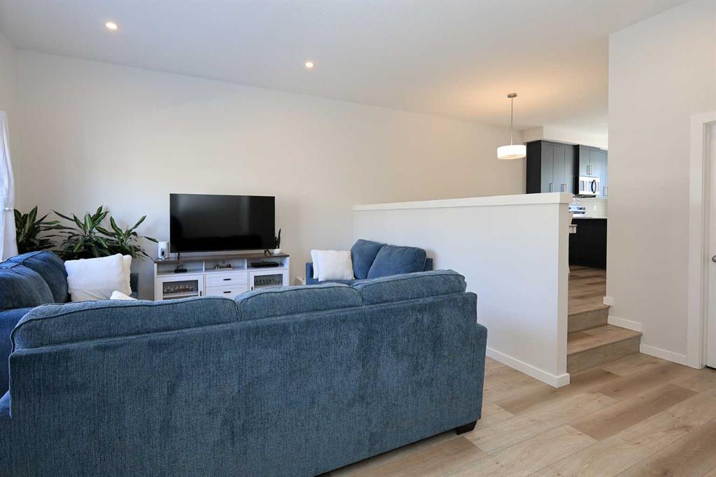 Picture for 25 Lake Street 