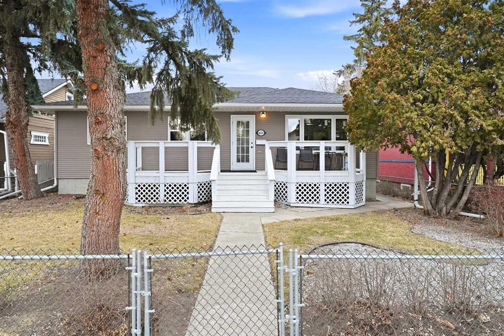 Picture for 4624 49 Street 