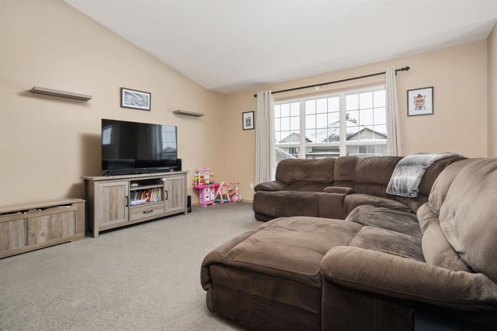 Picture for 23, 5302 47 Street 