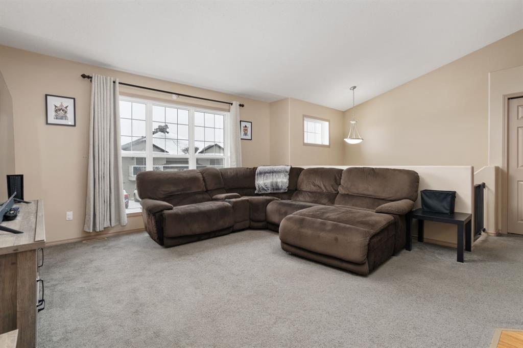 Picture for 23, 5302 47 Street 