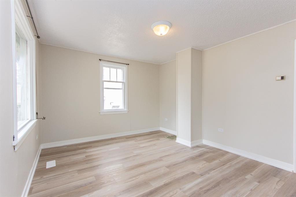 Picture for 3433 51 Avenue 