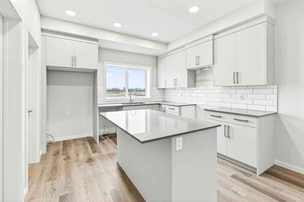 Picture for 163 Lincoln Crescent 