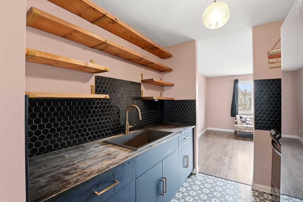 Picture for 44 Whiteside Crescent 