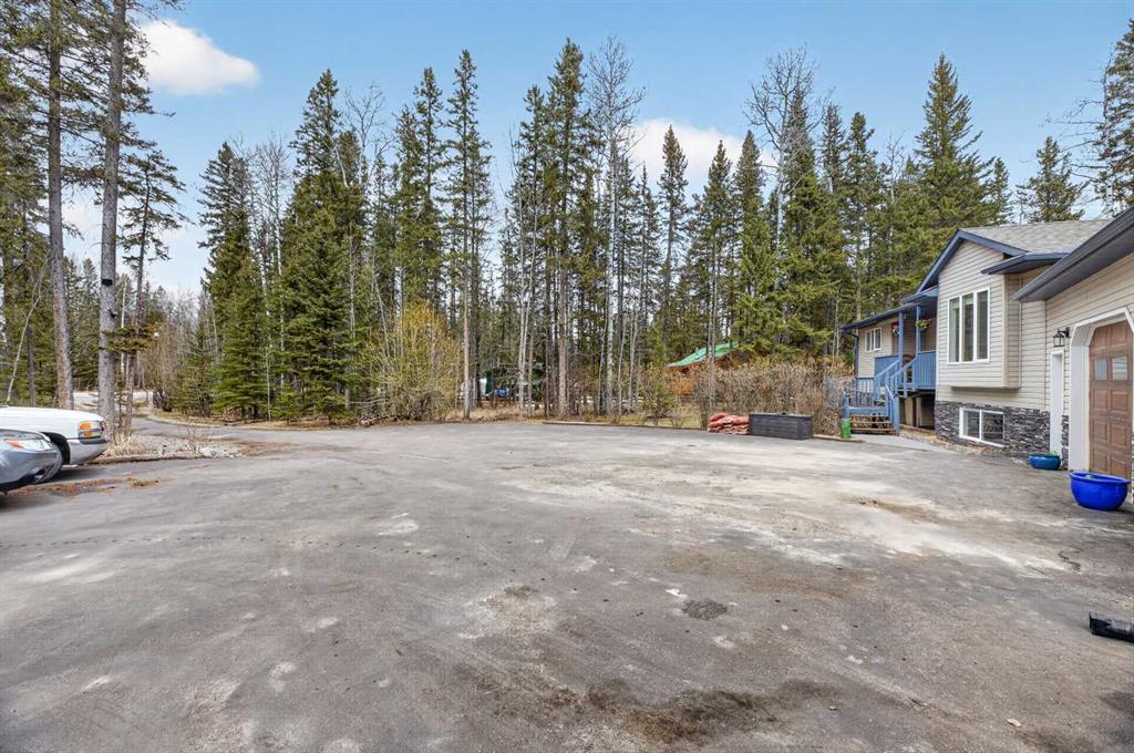 Picture for 239, 5241 Township Road 325 A  