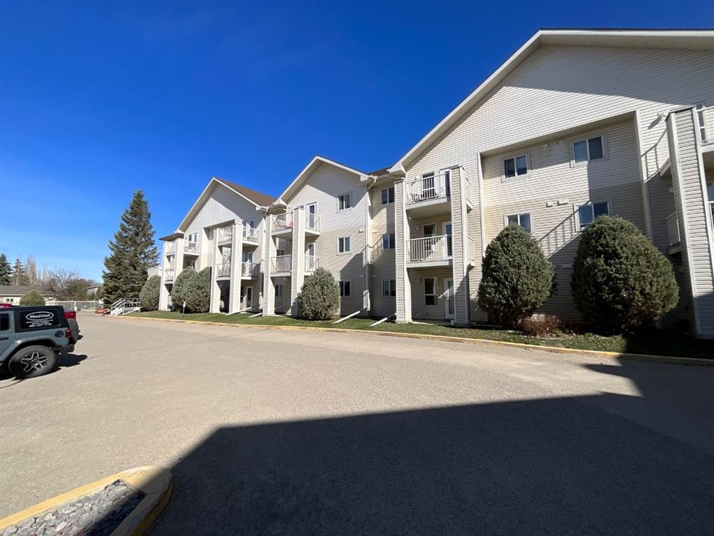 Picture for 214, 56 Carroll Crescent 