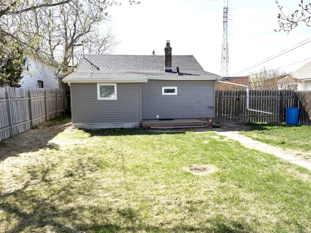 Picture for 4915 46 Street 