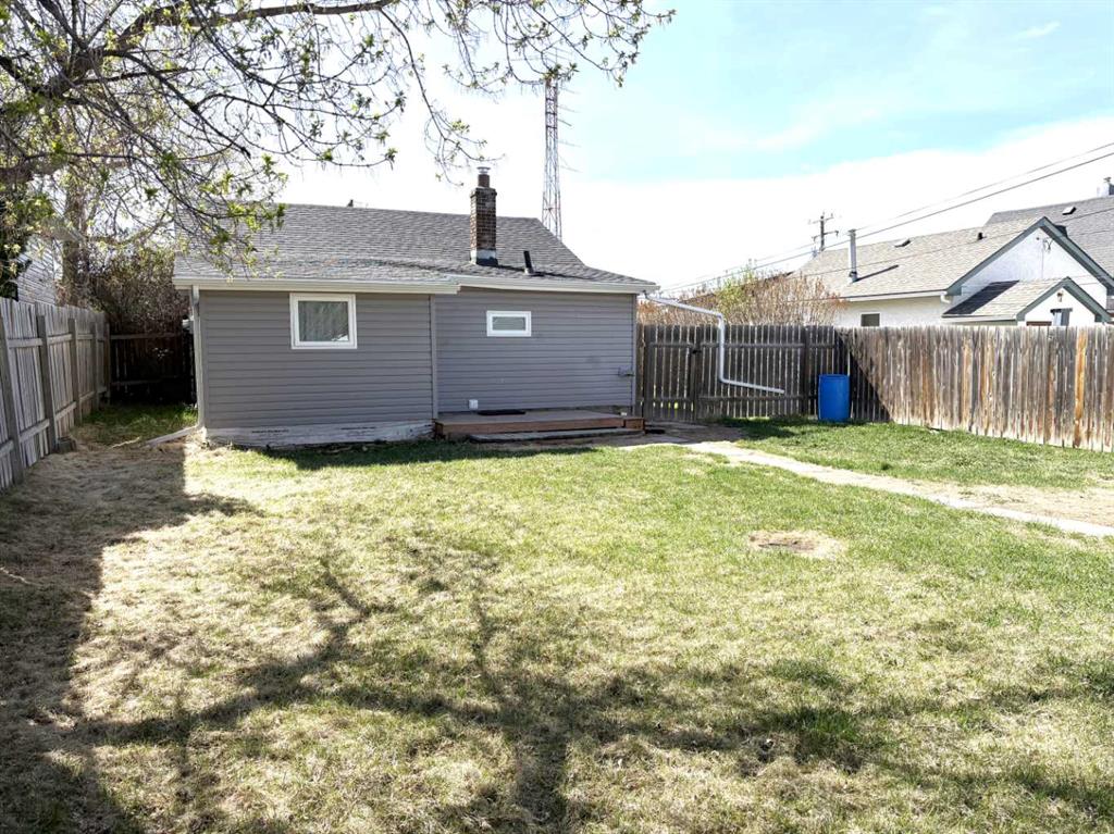 Picture for 4915 46 Street 
