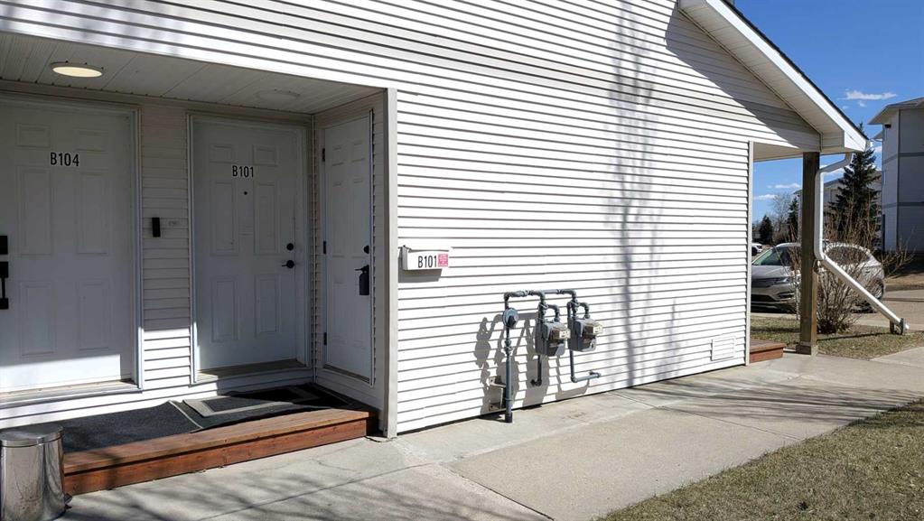 Picture for 101B, 4917 68 Street 
