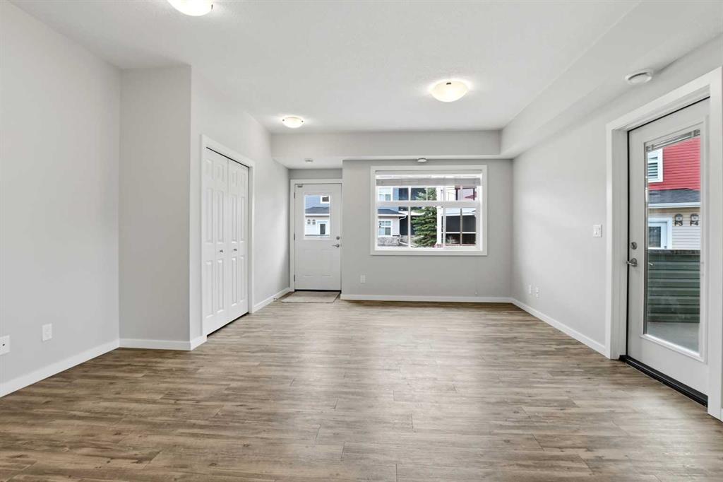 Picture for E5, 5300 Vista Trail 