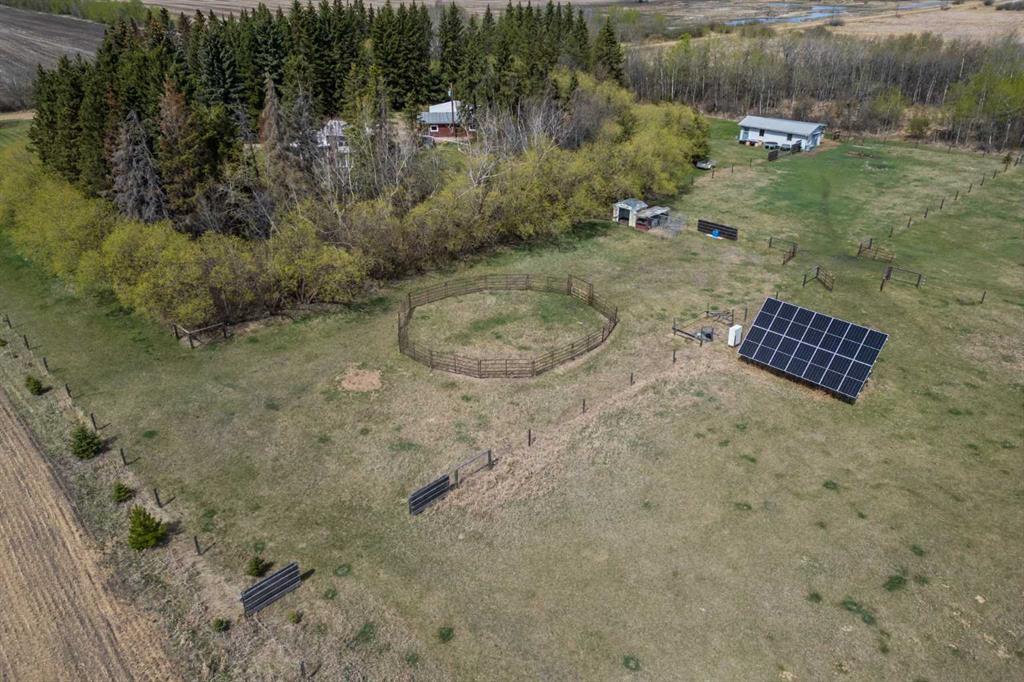 Picture for 46275 Range Road 211  