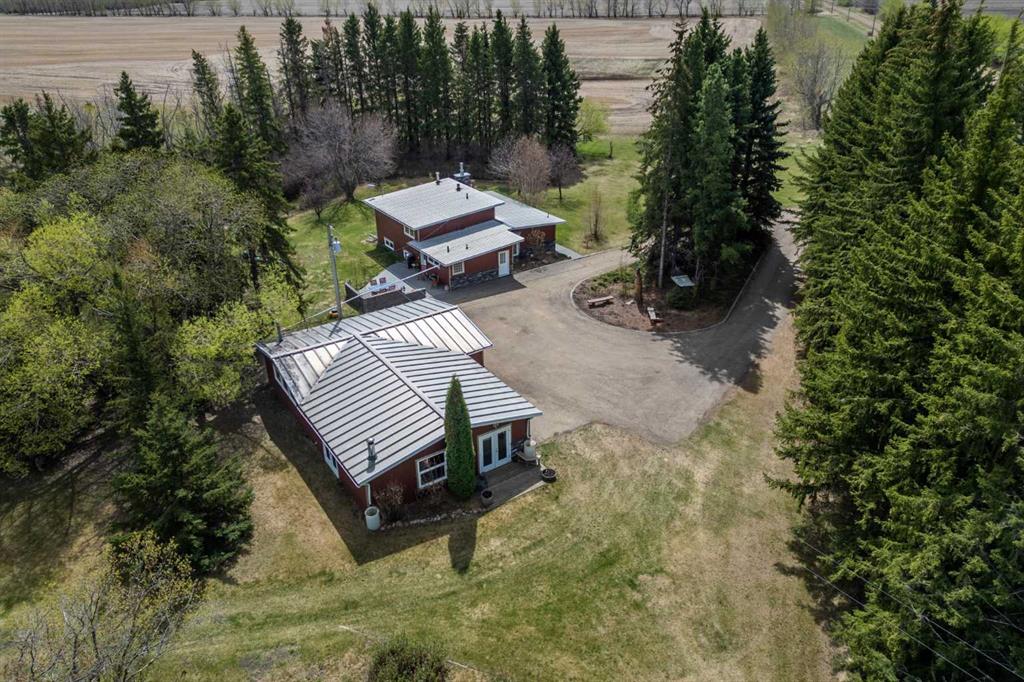 Picture for 46275 Range Road 211  