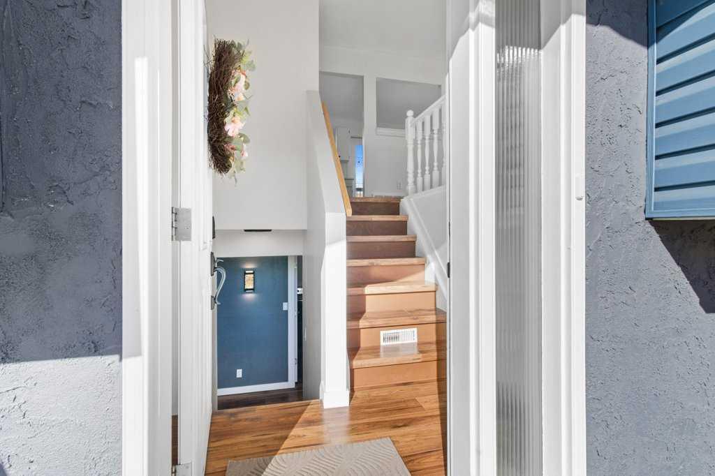 Picture for 5344 37A Street 