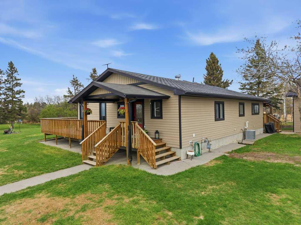 Picture for 38077 Range Road 234  