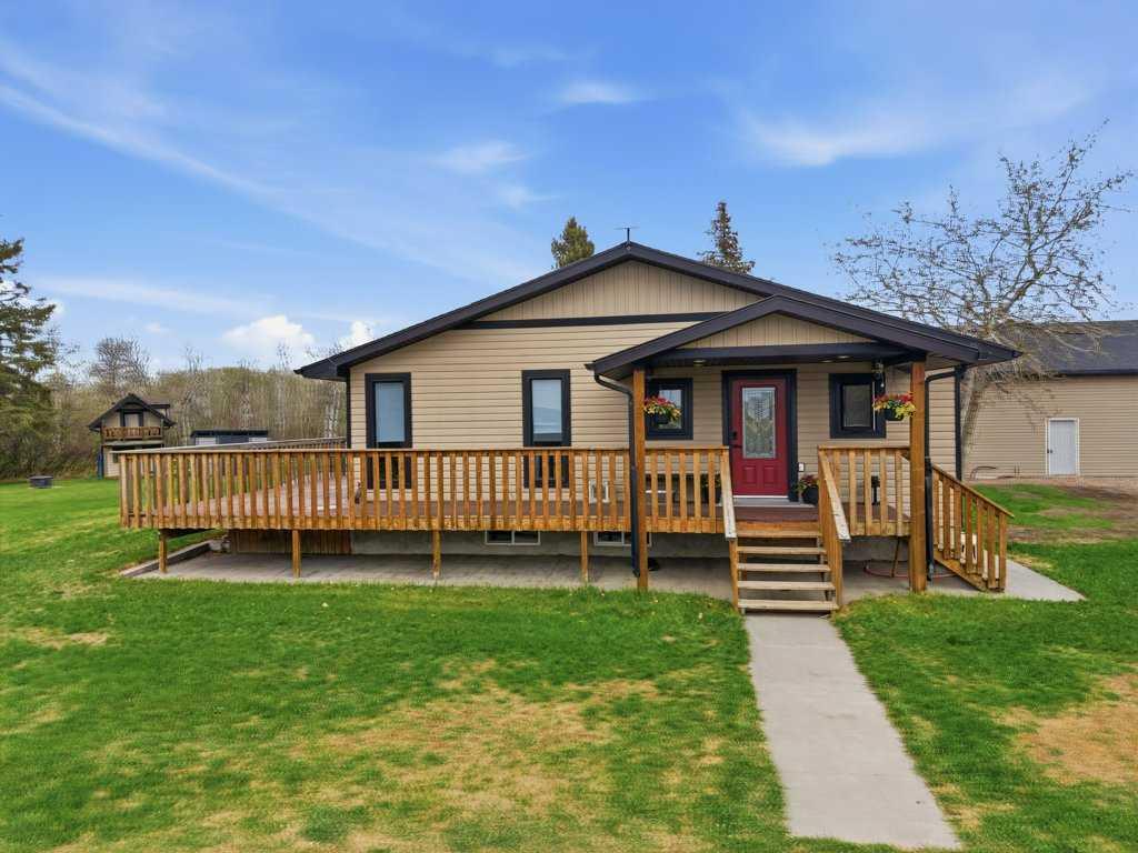 Picture for 38077 Range Road 234  